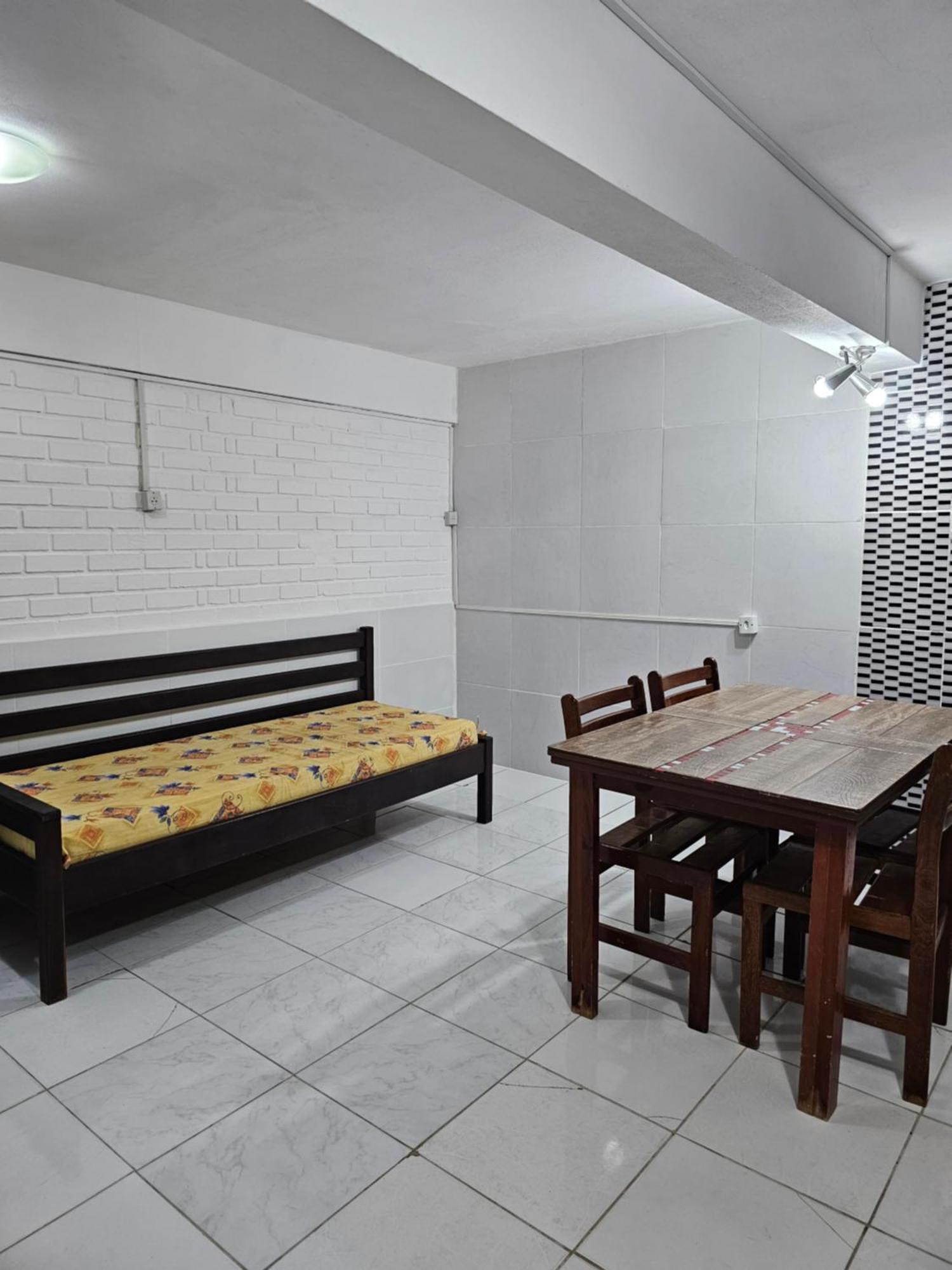 Sunshine Residencial Apartment บอมบินญัส ภายนอก รูปภาพ