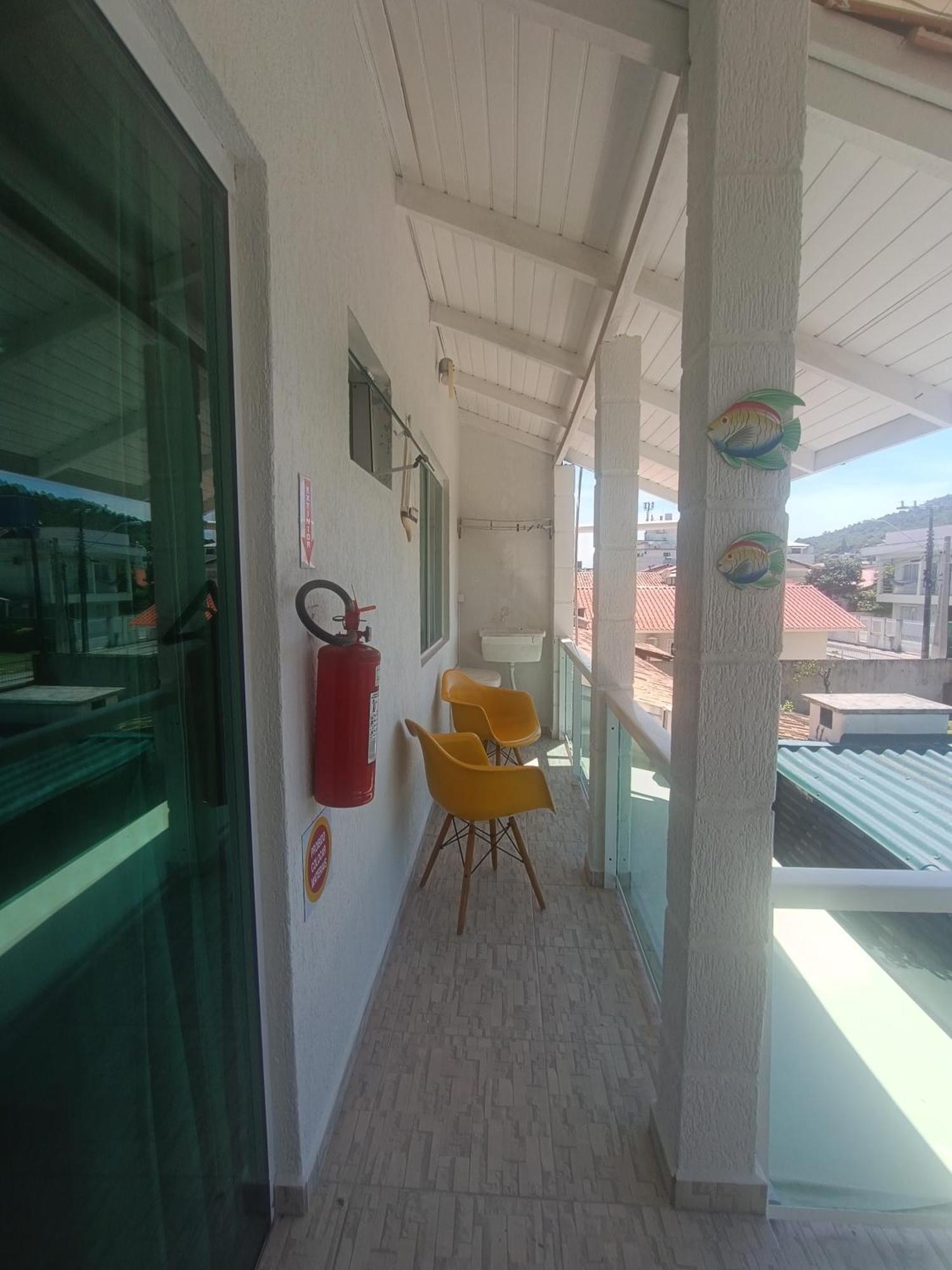 Sunshine Residencial Apartment บอมบินญัส ภายนอก รูปภาพ
