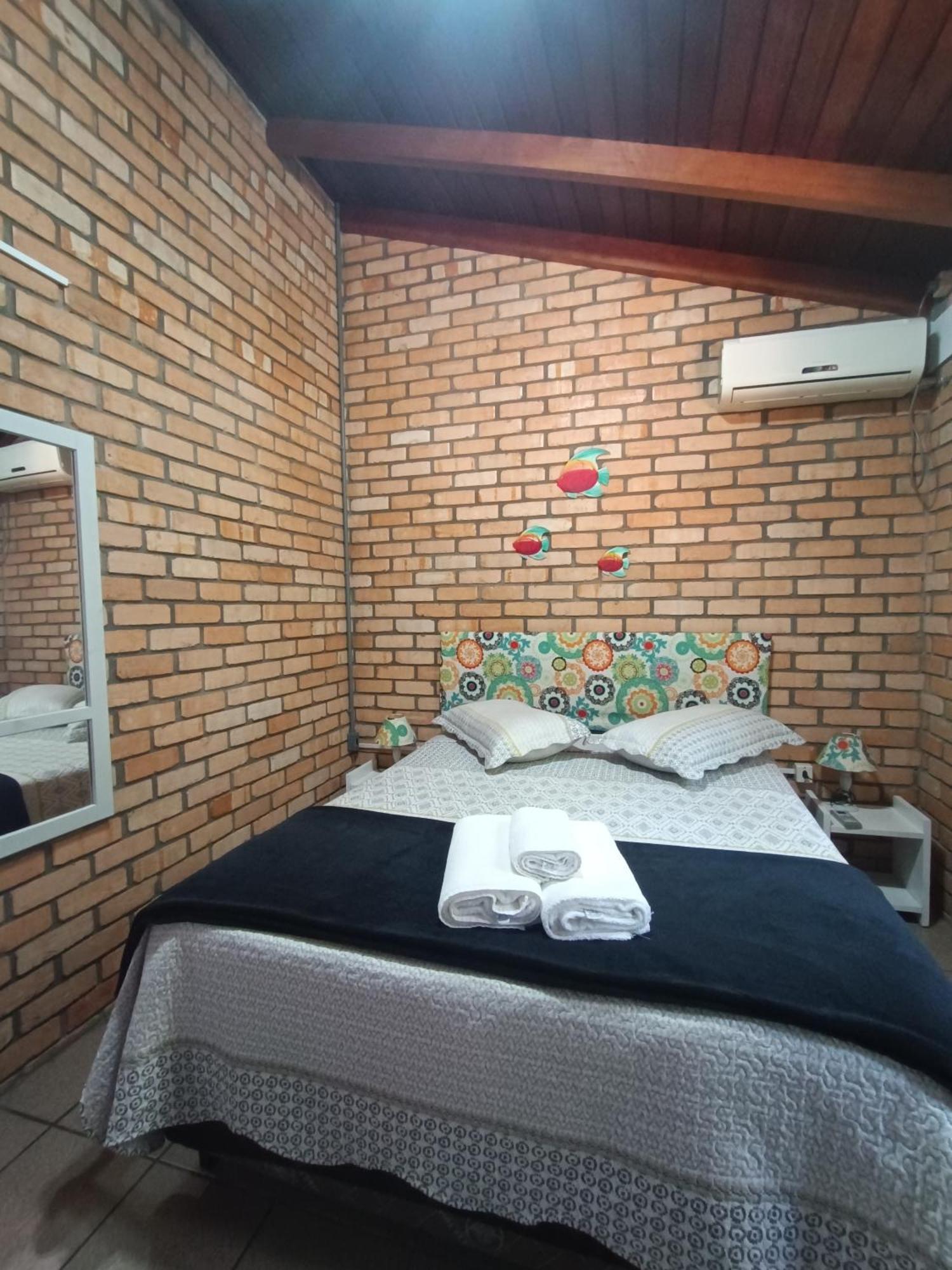 Sunshine Residencial Apartment บอมบินญัส ภายนอก รูปภาพ