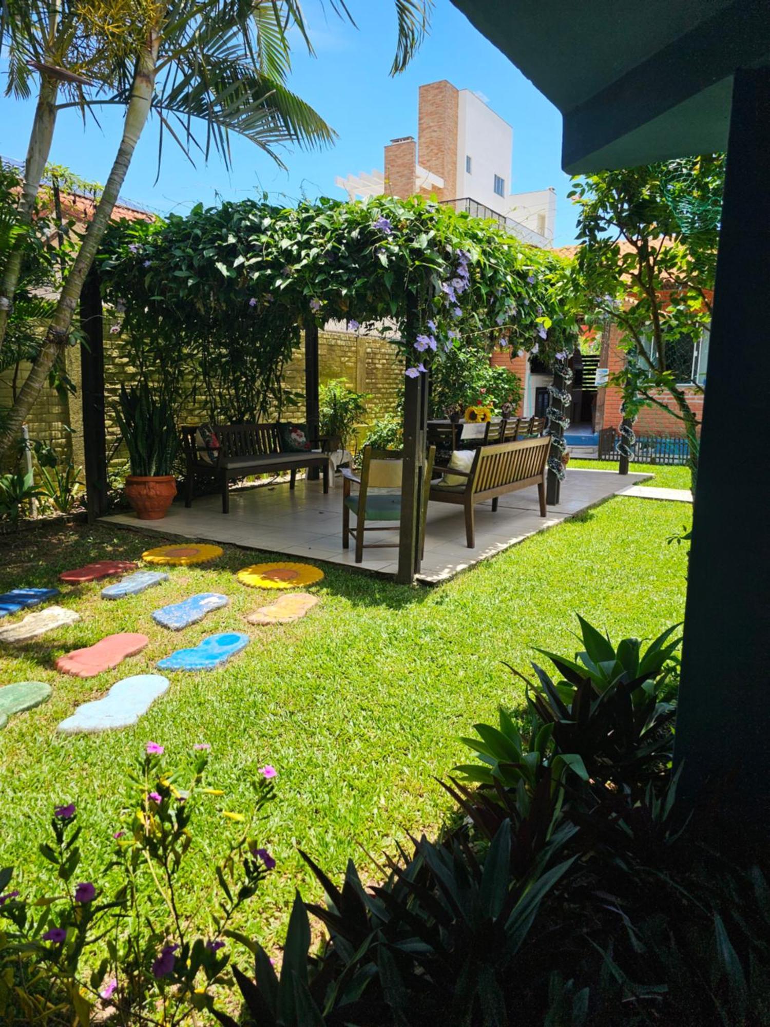 Sunshine Residencial Apartment บอมบินญัส ภายนอก รูปภาพ